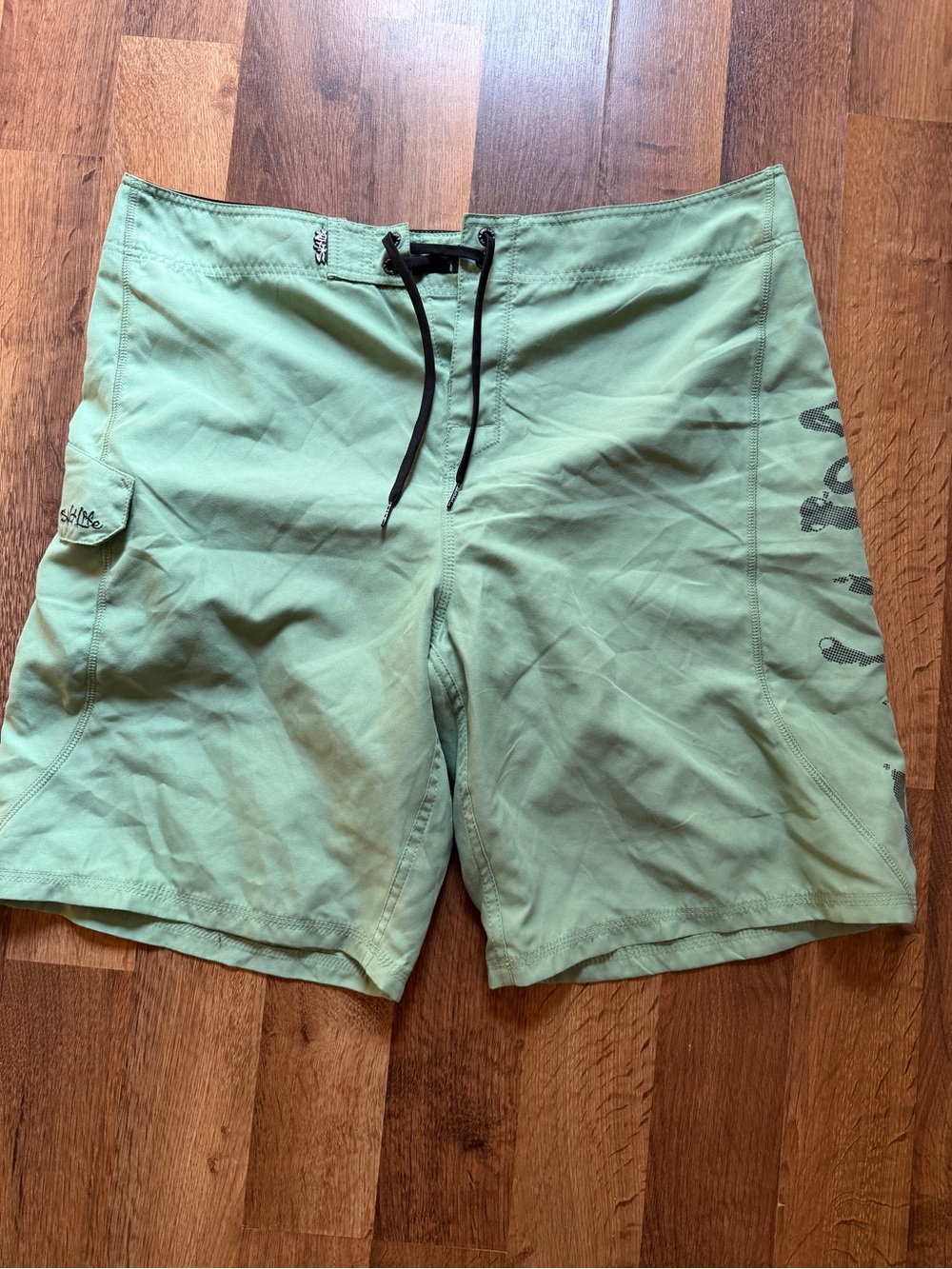 Salt Life swim shorts size 38 men’s